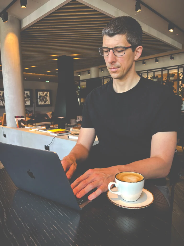 Will sitting in a coffee shop writing the next blog